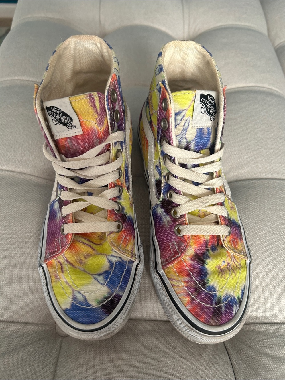 Vans High-Top Tie-Dye Sneakers in Yellow, Purple, Blue, Pink - Picture 5 of 9